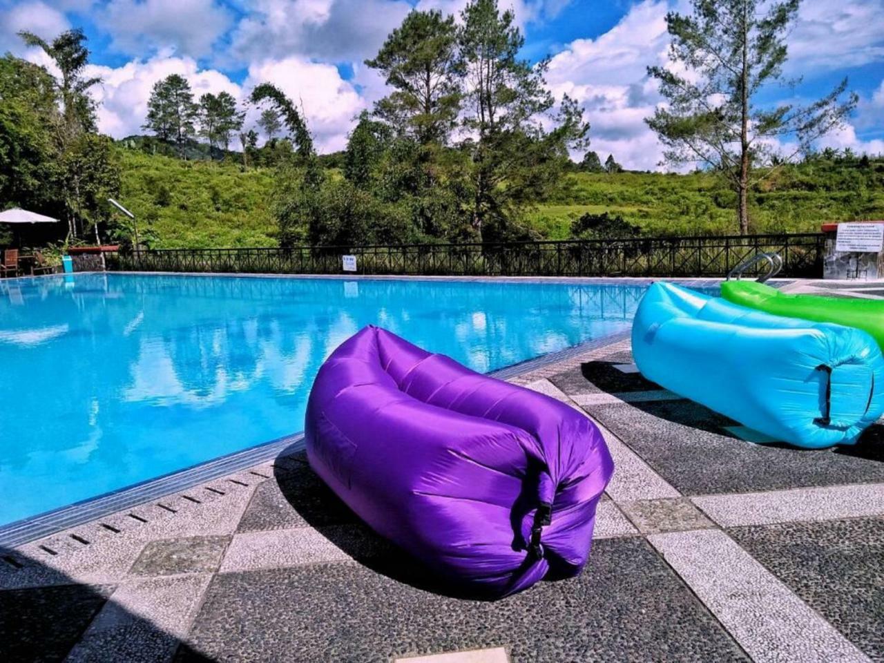 Parkside Nuansa Maninjau Resort Екстериор снимка